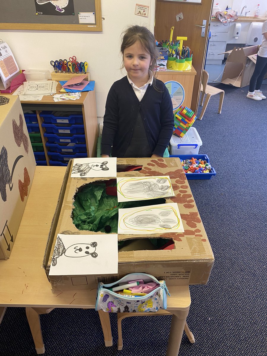 minishant_ps's tweet photo. More class 1 creations for cardboard box day! #STEM22 https://t.co/Ef3QXOKn2Y