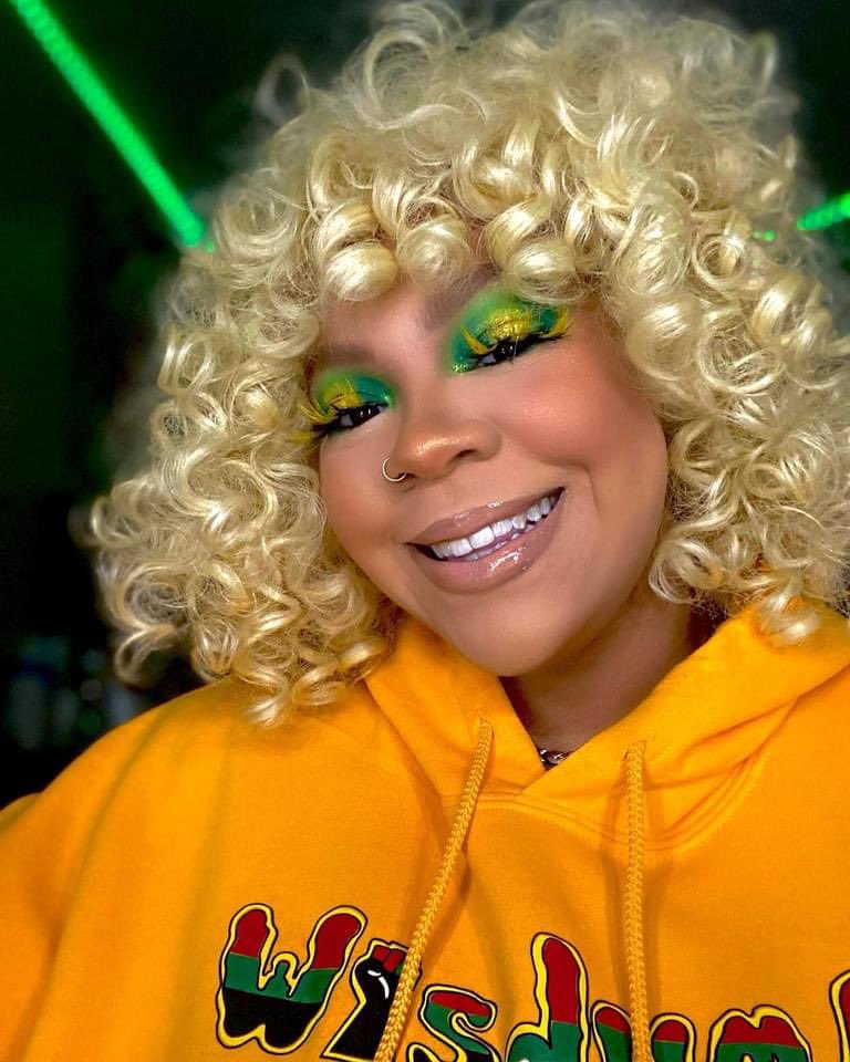 CurtRealHumble's tweet photo. She Made The Right Choice . You Can Do The Same ! #ShopWisDumb🐘 

MUA : @RGskin_ ❤️ https://t.co/NyC5BsSOV2