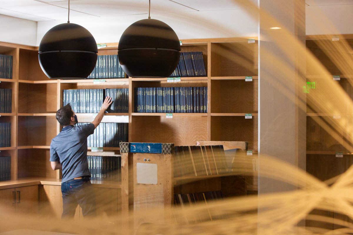 COPH_CSUF's tweet photo. On this day last year, COPH moved into its new home on the 6th floor of the @pollaklibrary. We have been enjoying our new, larger, space ever since, and hope that our visitors are enjoying it, as well! https://t.co/UHcfjtEX4z