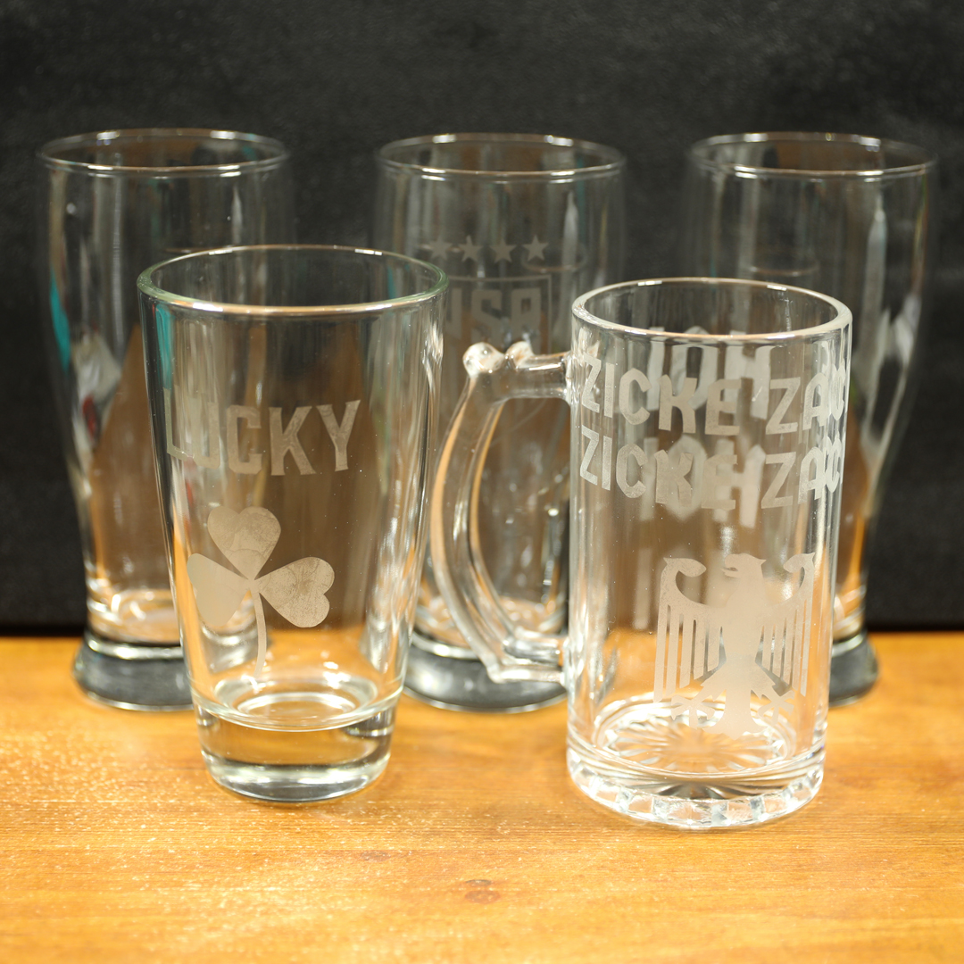 InnominateK's tweet photo. Keep track of your drink by using a special glass mug you've etched on yourself!

https://t.co/NMlZW6k1AL⠀  ⠀
⠀⠀
#HowTo #HowToCraft #glass #drinks #etchglass #artsncrafts #giftideas #YouTube #glass #DIY #artsandcrafts #artsy #StPatricksDay #beer #saintpatricksday #irish https://t.co/kHmQ4fDKdY