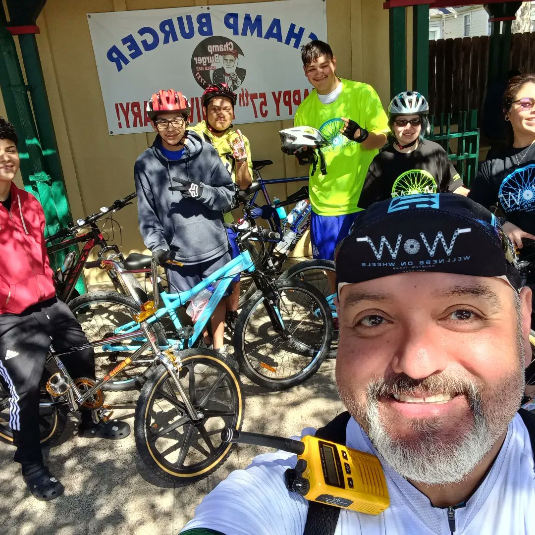 rgonza1970's tweet photo. Great #WellnessOnWheelsWOW  ride with my WOW riders. Prefect day for a mental health ride. #mentalhealthishealth https://t.co/H0J4yLovbv