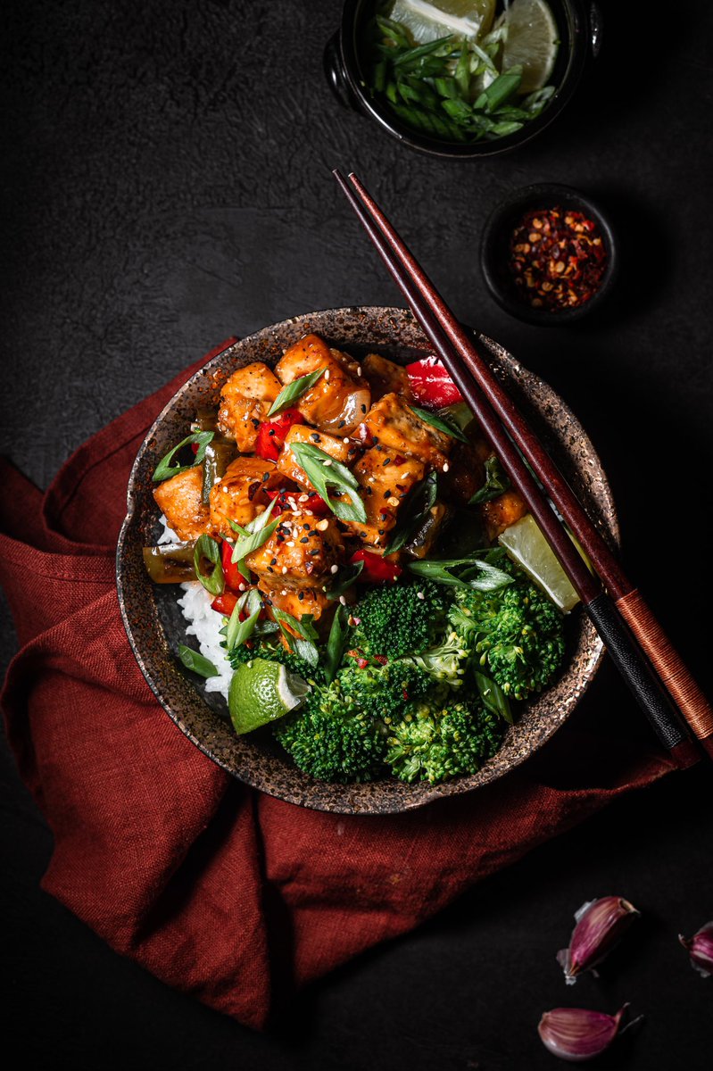 livveganstrong's tweet photo. Another roundup of vegan tofu recipes that are SO delicious ✨✨✨ share your tofu creations in the comments 👇🏻 https://t.co/PqHssTzyDD