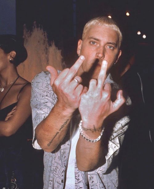 MxMSpaguetti's tweet photo. Im back, bitches. #FreeRol https://t.co/1UI5weBU2p