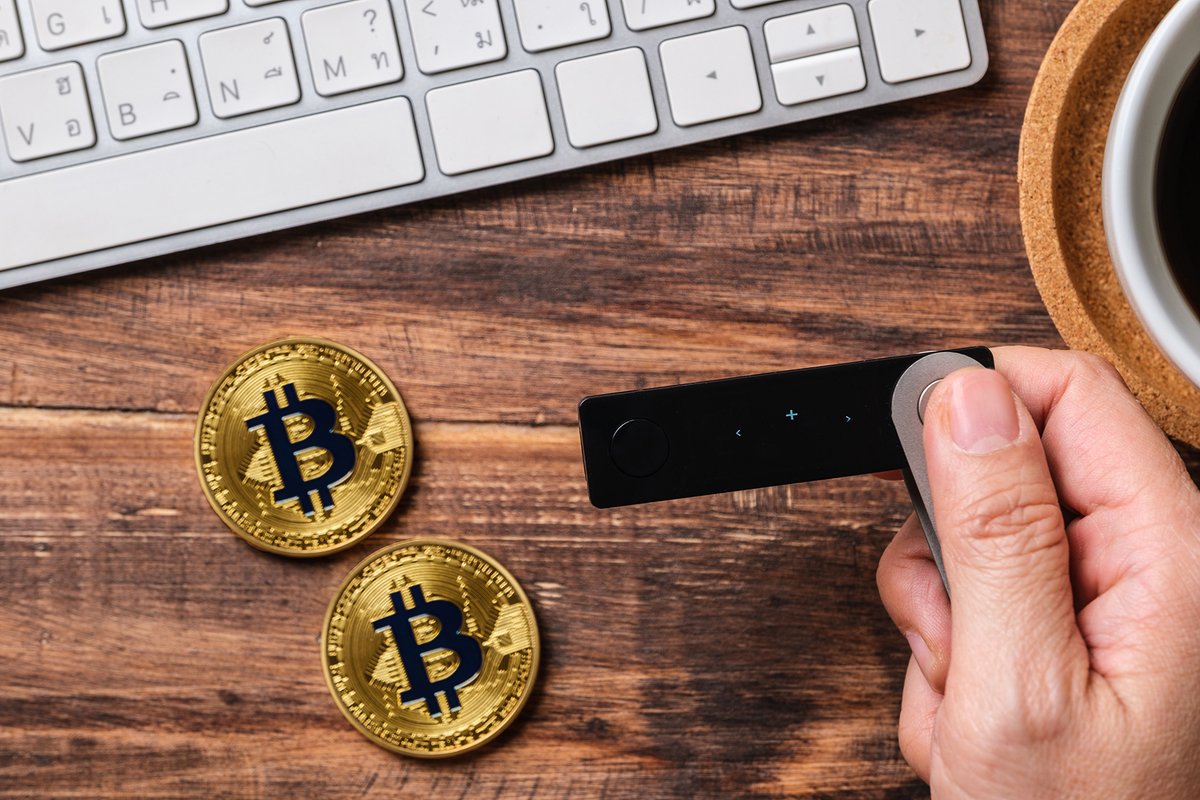 Hey, 
A great way to stay safe is to invest in cryptocurrency hardware wallets and only open files from people I trust.

#NFTs #NFTCommunity #cryptoart #Ethereum #Web3 #EthereumNFTs #Metaverse #DeFi #NFTartist #NFTProject