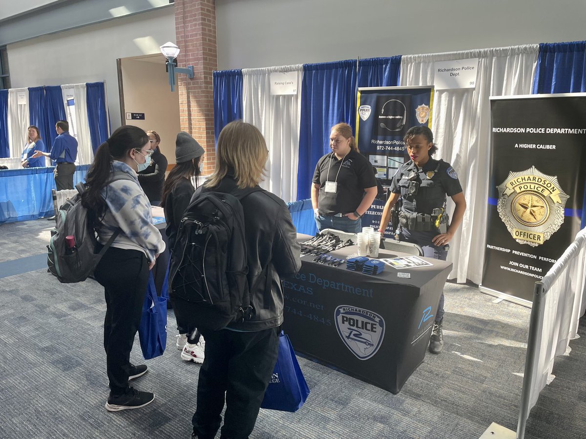 RPD_Recruiting's tweet photo. Come see us at the Collin College Countywide Career Fair, booth 98!
#police #jobs #dispatch #leo #texas #highercaliber https://t.co/xrrRPr7g6u