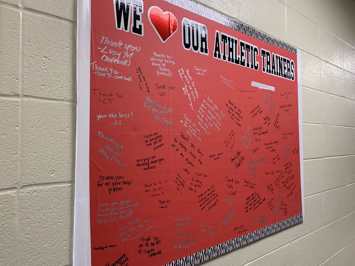 SusanBATC's tweet photo. Thanks to our awesome folks @jsichterman7 @bphelps_IH @lwchphoto for all the AT love today @IHBravesAT and I are 2 lucky gals to work here with them and all our IH Braves athletes! https://t.co/ucjRZO1hCg
