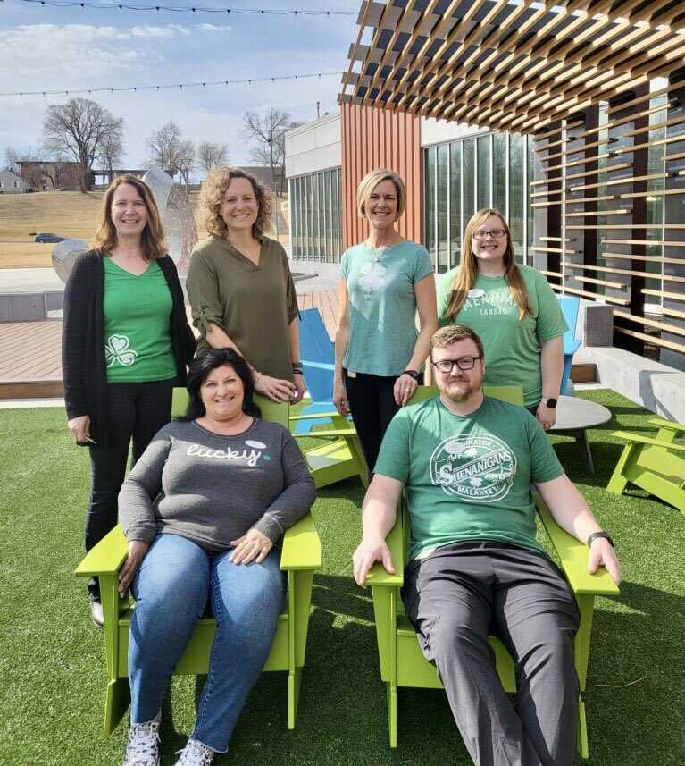 MerriamKS's tweet photo. Happy St. Patrick’s Day from #TeamMerriam 🍀 

We wish your day is all 💚 and 🌈! https://t.co/DBVvXP3fDY