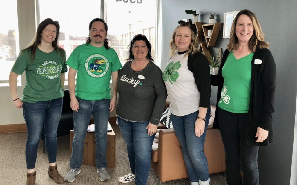 MerriamKS's tweet photo. Happy St. Patrick’s Day from #TeamMerriam 🍀 

We wish your day is all 💚 and 🌈! https://t.co/DBVvXP3fDY