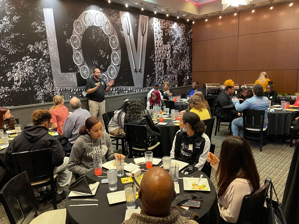 applytorandolph's tweet photo. We have had an amazing time hosting admitted students all through out Maryland, Virginia, North Carolina, and Georgia! 

Pictured here at Virginia Beach, VA are some of our future WildCats as well as fellow alumni Prince Charles '20 and Jill Allen '90!
⁠ https://t.co/JHR2iR4ZRS
