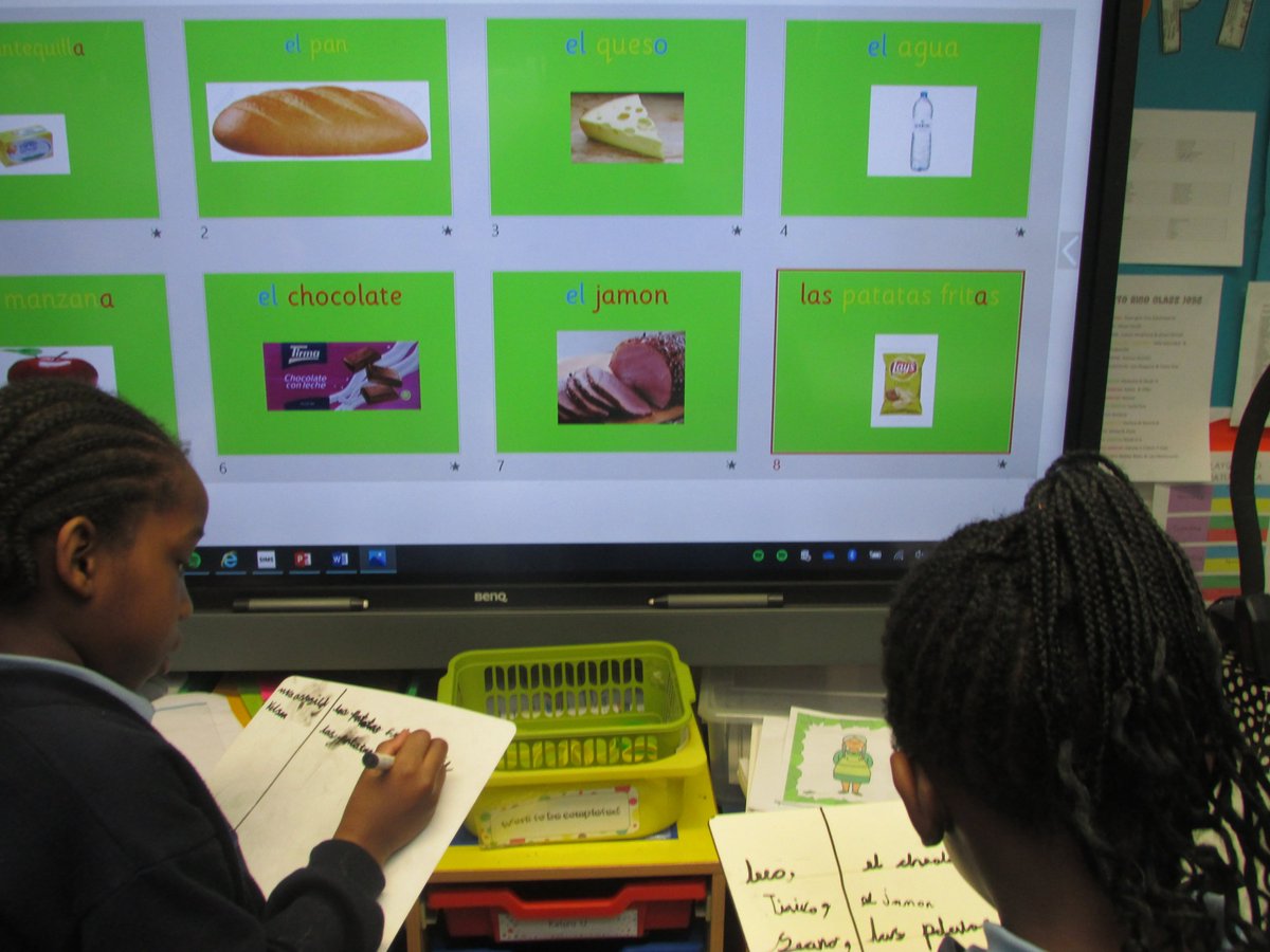 RPLanguages's tweet photo. Year 2 have been carrying out a survey for our topic 'Vamos en un picnic' asking their friends what they would like to take on the picnic! Some even used commas in lists and a conjunction ...in Spanish! https://t.co/Lw3FKU6Of7
