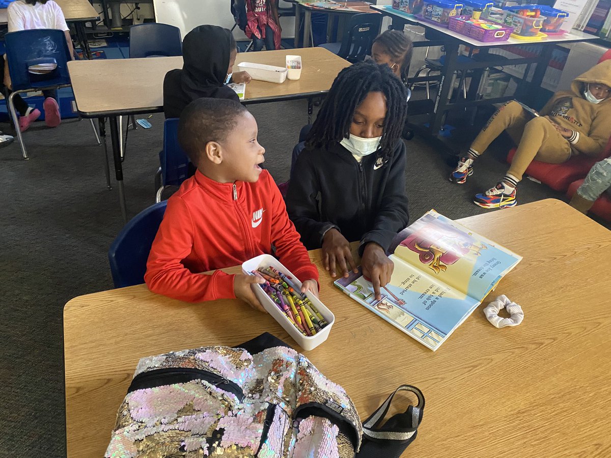 Danforthprin's tweet photo. This is the BEST! 5th grade reading buddies with kindergarten!! #WhateverItTakes @Danforthprin 
@RGSDNews https://t.co/bRWjWgAiPq