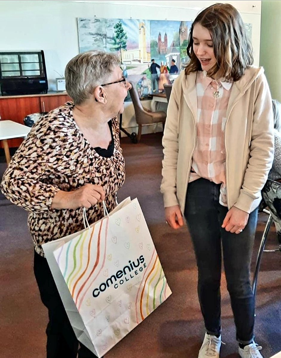 Stichting Present Hilversum/friend4friend tweet media