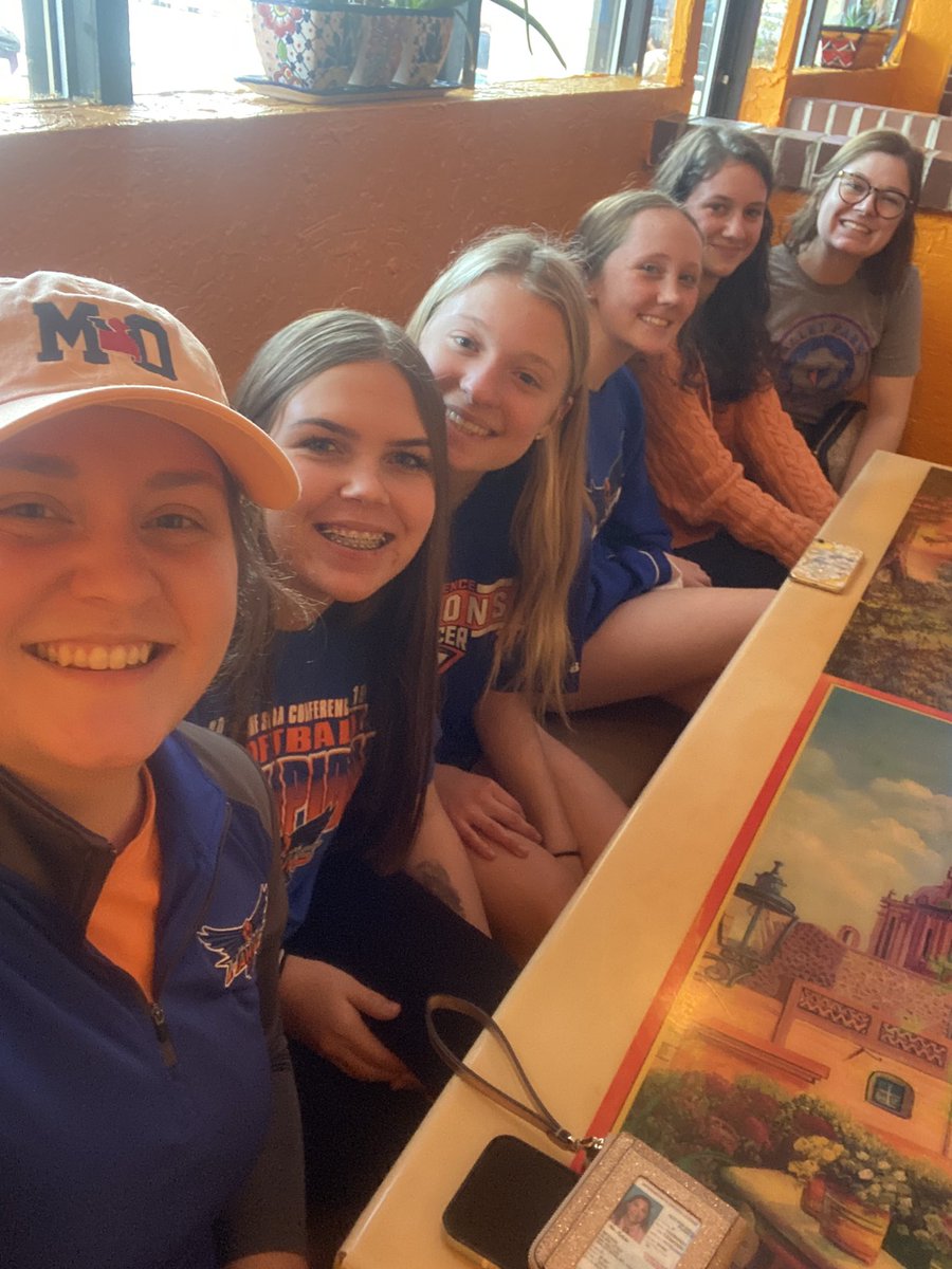 The newest officers of <a href="/ValleyParkSTUCO/">VPHS Student Council</a> are on their way to #MASCSTATE22 and we can’t wait!! #vppride