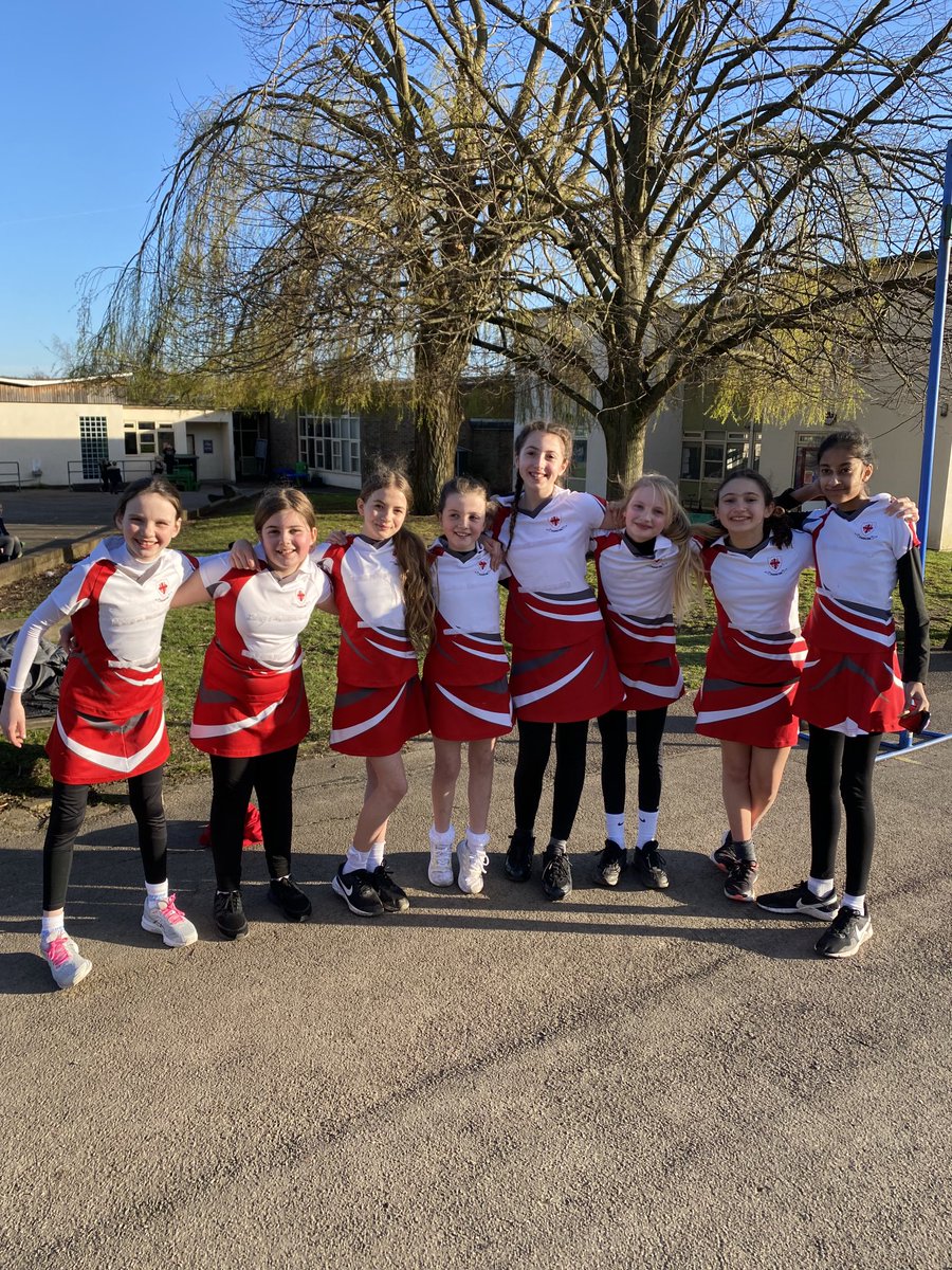 MrsW84436503's tweet photo. Fantastic win today for ⁦@stjohnssch⁩ netball team. Well done girls! https://t.co/mmAm0EtYia