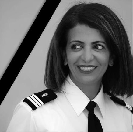 SpecsOpsCenter's tweet photo. N’OUBLIONS PAS 🇫🇷
Nadia, capitaine de gendarmerie s’étant immolée hier après midi suite à une décision de justice sur la garde d’un enfant.
Qu’elle repose en paix, une grande pensée à ses proches et sa famille. 🕊🇫🇷 https://t.co/OYKWUlcrDS