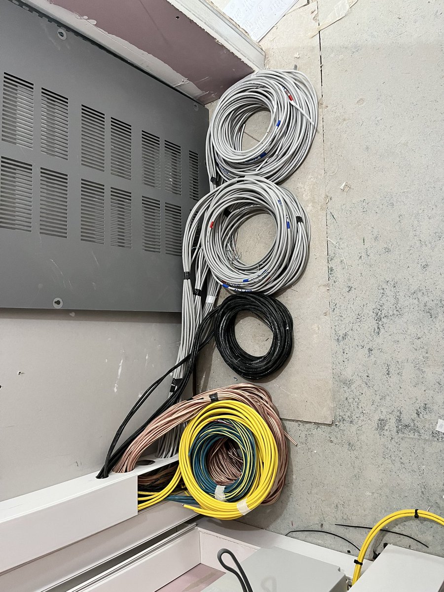 essex_av's tweet photo. Though we are well known for TV to wall installations throughout #Essex we have also been behind some of the most incredible smarthomes and are about to start building the #Crestron #AV rack. To organise your project contact us via https://t.co/Vdn66nI2kr @avtweeps https://t.co/yNsDQmITYc
