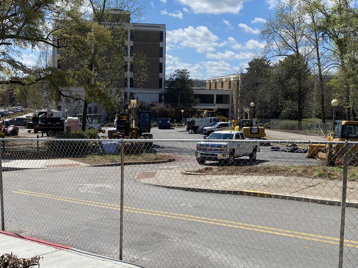 nplace01's tweet photo. So, here we go! @UGA_CollegeofAg #PoultryScienceBuilding #AllIn @GAPoultryFed https://t.co/Mr7DxeQzaA