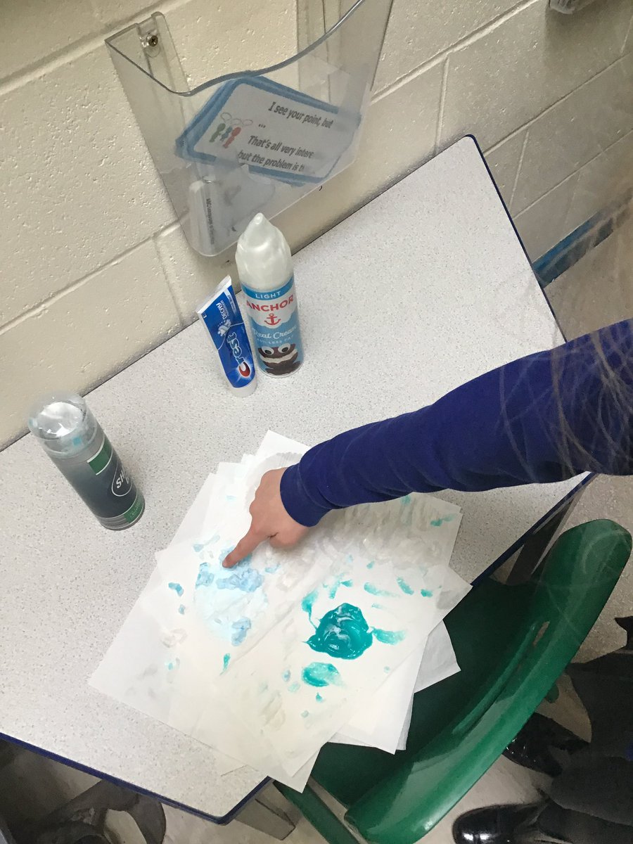 DeltaGreengates's tweet photo. #Year4GG have had a super afternoon investigating the #StatesofMatter in #Science. We had some great discussions about certain things and whether they were #Solids #Liquids or #Gases #deltasciencelab #TeamGG #TeamGGScience #Oracy https://t.co/81n87yNX8v