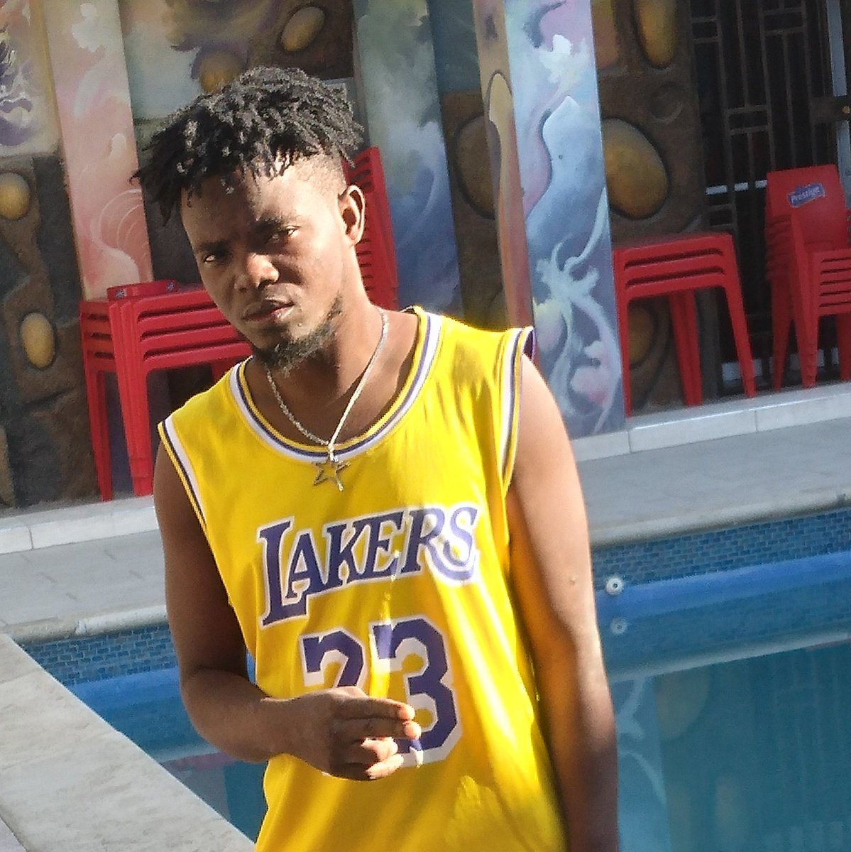 DjSpaky's tweet photo. #NouvellePhotoDeProfil https://t.co/pkZAnhxPZm