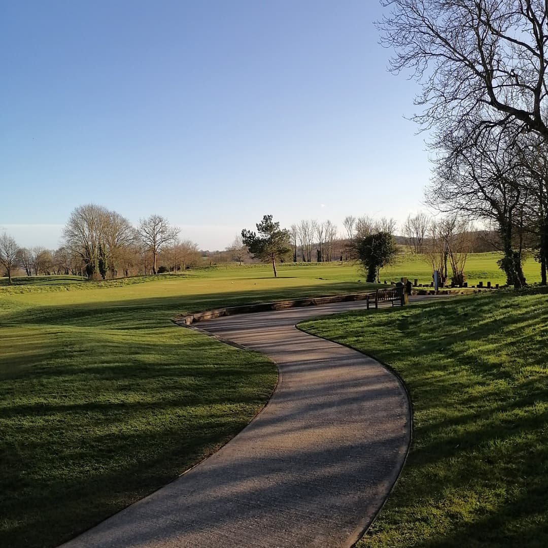 HarryKHGC's tweet photo. 🌄 The course is looking tidy 😊 https://t.co/kscdeR2s9l