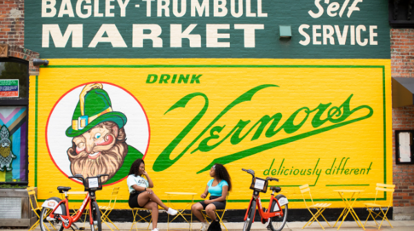 MoGoDetroit's tweet photo. Drink Vernors, or a beer, or hit every bar in Corktown. It's St. Patrick's Day, 67 degrees out, and the perfect day to get outside!
#MoGo #RideMoGo #BikeMore #StPattysDay #Corktown #BarHopping #BikeResponsibly https://t.co/E0pSb9M7eM