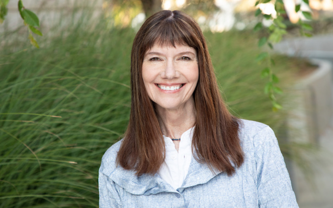 Special thanks to the New York Film Critics Circle (<a href="/nyfcc/">New York Film Critics Circle</a>) for honoring the late Diane Weyermann’s integrity, passion, and commitment with the Special Award for 2021. Sincere appreciation to the former Vice President (<a href="/algore/">Al Gore</a>) for receiving this award on her behalf.