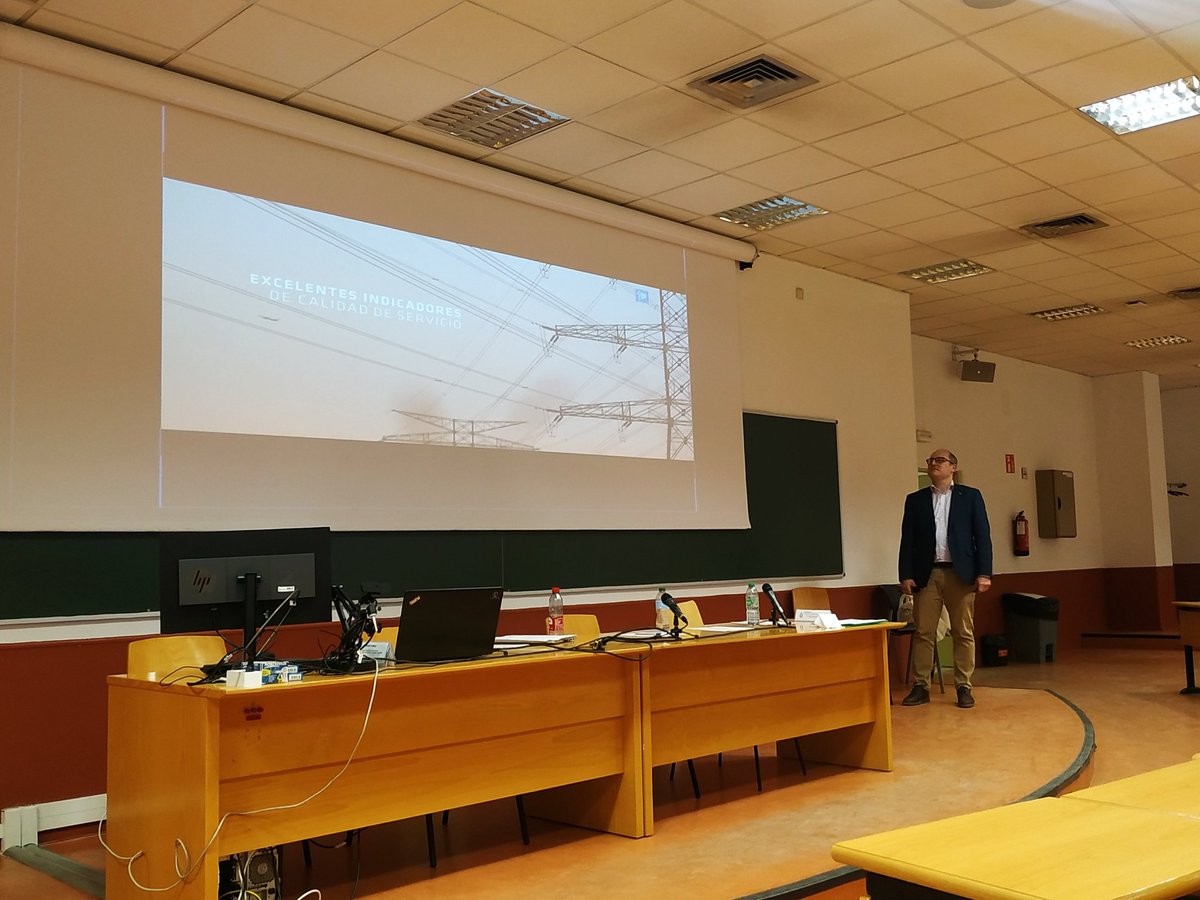 etsii_urjc's tweet photo. Grupo Red Eléctrica en los #ETSII_JobDays https://t.co/vdyLfEWjoI