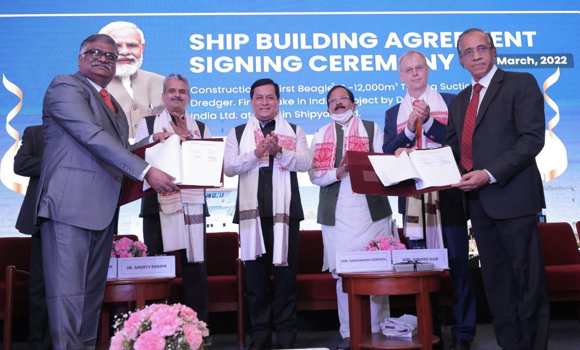 Great signing ceremony <a href="/cslcochin/">Cochin Shipyard Limited</a> &amp; <a href="/DredgingDCI/">DREDGING CORPORATION</a> for building a Dredger in close collaboration with <a href="/royalihc/">Royal IHC</a> 🇳🇱 in presence of Honourable minister <a href="/sarbanandsonwal/">Sarbananda Sonowal</a> <a href="/shipmin_india/">Ministry of Ports, Shipping and Waterways</a>,   <a href="/shripadynaik/">Shripad Y. Naik</a> &amp; virtually by <a href="/amitabhk87/">Amitabh Kant</a> <a href="/NLinIndia/">NL Embassy for India, Nepal and Bhutan🇧🇹🇮🇳🇳🇵</a> #MakeInIndia connected2global collaboration.