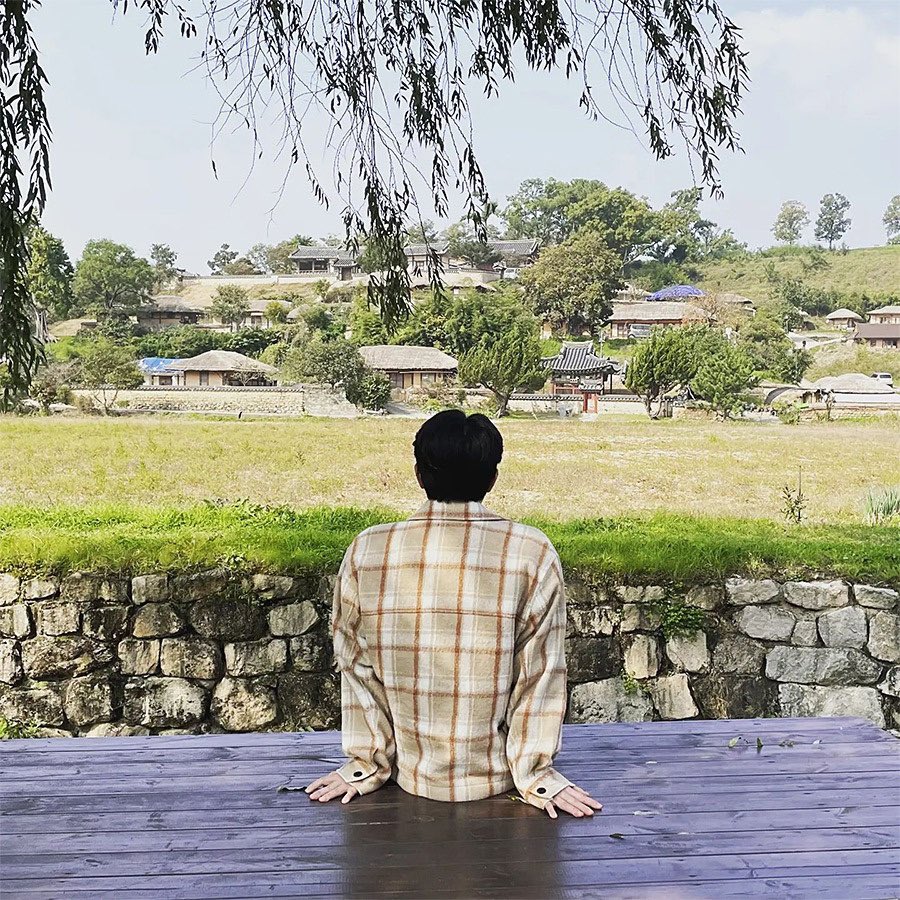 ON_SHINeeArg's tweet photo. [Actualización]220317 Actualización de Instagram de @shinee_atoz 

💎 《Tiendo a tomar fotos de [su] espalda ya que estoy nervioso》

#Enelfinal #Reunidoelcoraje #Queotracosapuedohacer #Rompiendonoticias #Aunquemuestrestuespalda #Labellezanopuedeserescondida
(+) https://t.co/cKQWJPDCV1