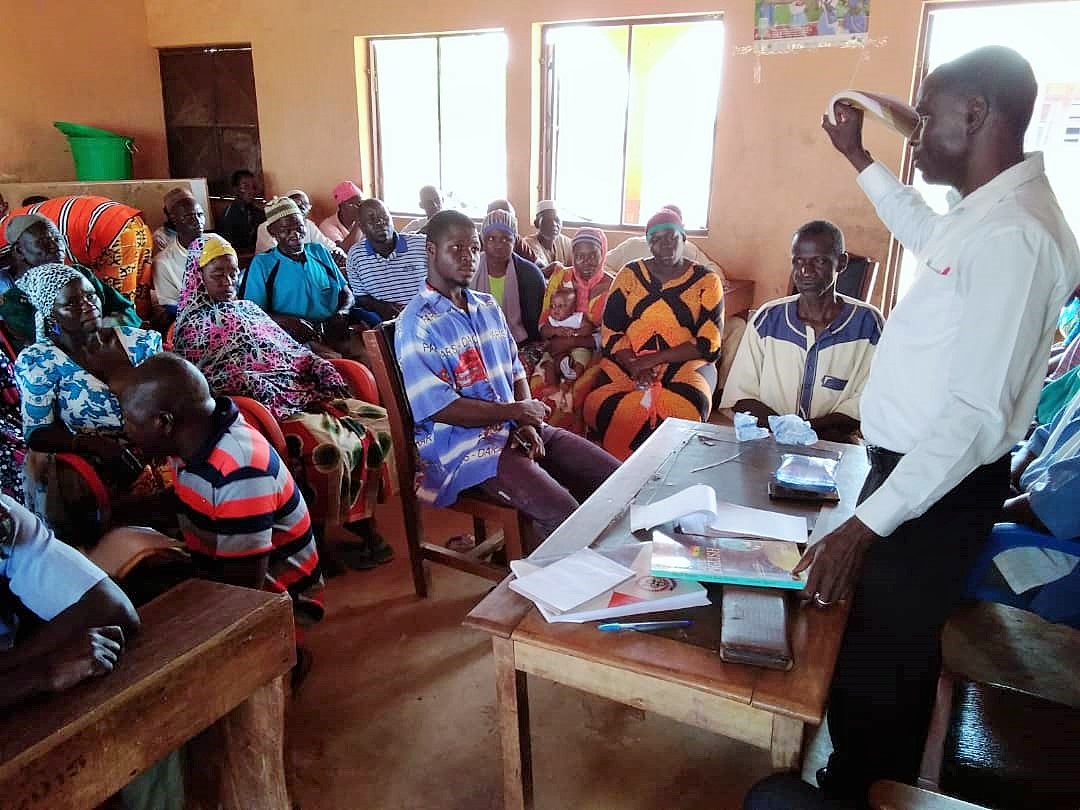 RUMNET's tweet photo. Community Interface Meetings organized to discuss citizens’ feedback on education and healthcare delivery. This will enable citizens share their concerns and negotiate improvements in social service delivery in their communities by the Tolon Assembly, under the GSAM project. https://t.co/3eEzPMogIV