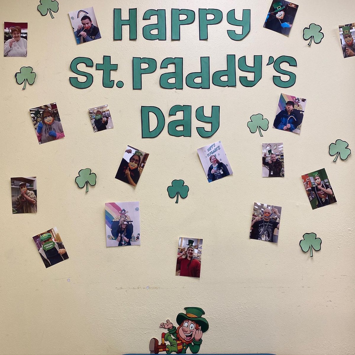 LaMontanitaCoop's tweet photo. Wishing everyone a #HappyStPatricksDay from all of us @LaMontanitaCoop
Still looking for some #StPatricksDay essentials?
We got you covered🍀
#RedPotatoes / #YellowPotatoes ✅
#Cabbage ✅
#GrassFed #CornedBeef ✅
And more... ✅ https://t.co/UT4Tu8Q4PT
