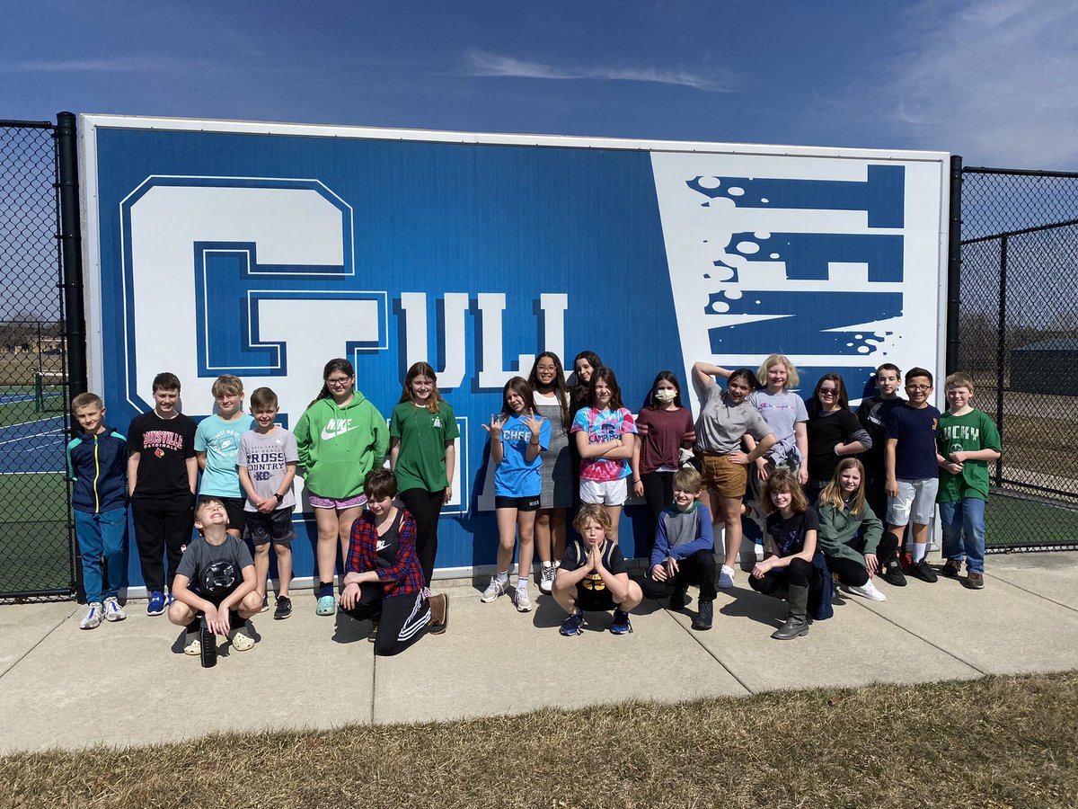 BrittonASmith's tweet image. Beautiful day with this beautiful group. We shared what we were proud of as we walked and then congratulated one another. #positivityproject #glcsms #gogulllake