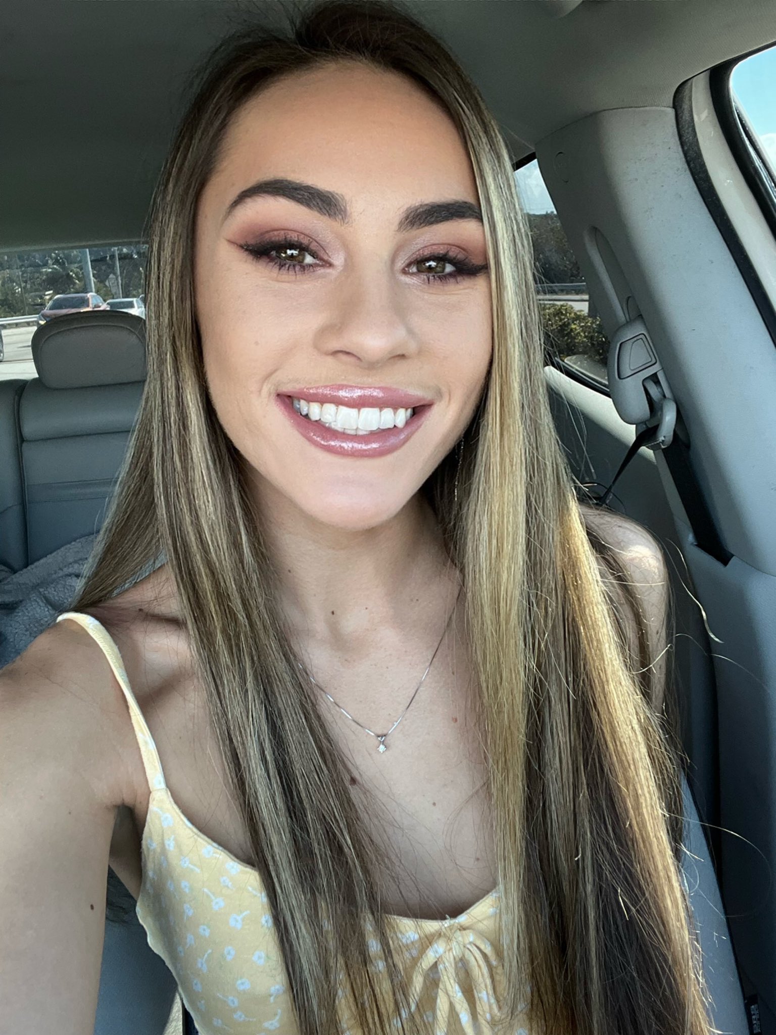 TW Pornstars - 2 pic. Mackenzie Mace. Twitter. Kiss me I’m irish💚. 5:43