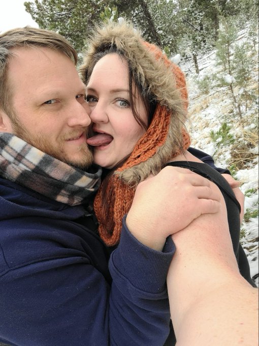 Took a hike in the snow with the Mr. There might be some topless pics coming to my onlyfans haha. (There<a href="/tag/realloyalfans"class="tags"><span>#realloyalfans</span></a>