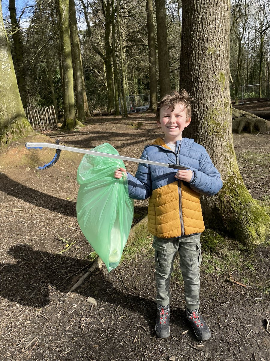bfastmetACE's tweet photo. Great initiative by @lisburnccc to encourage litter awareness 👍 #litterpicker https://t.co/UHUeylyRUD