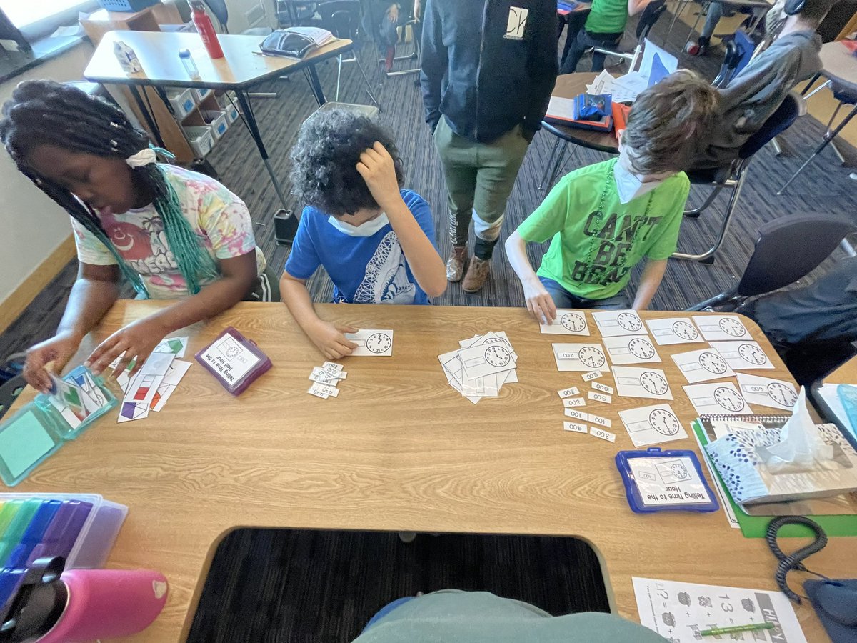 MissWingenbach's tweet photo. Using task boxes for math in 5 to grade! https://t.co/J5DZvXQRSn