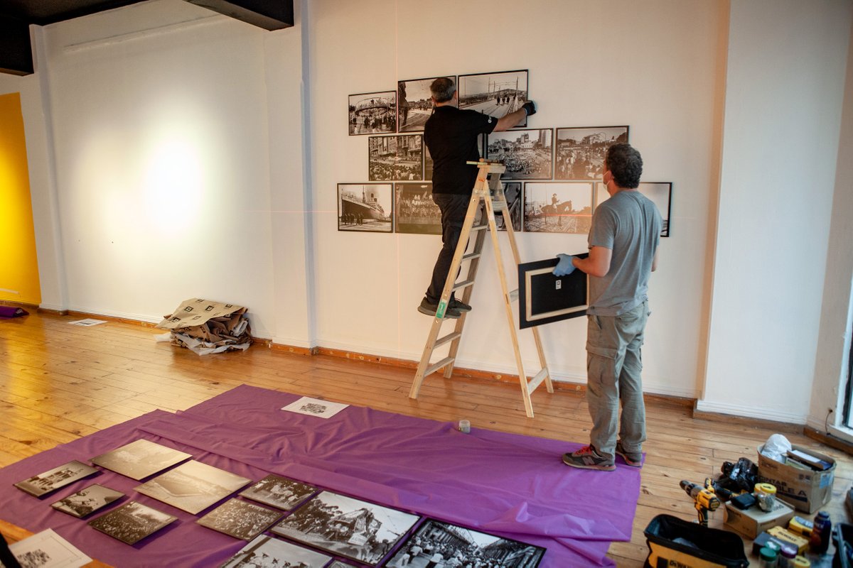 CdF_IM's tweet photo. 🪜🔨Estamos de montaje en la #SedeCdF: mañana llega "EL ARCHIVO LIBERADO" 

📌Apertura: viernes 18 de marzo, 19.30 h 
📍Sede CdF: Av. 18 de Julio 885 (entre Andes y Convención)

➕info: https://t.co/U3g6ZgZhti

📷: Ricardo Antúnez y Luis Alonso / CdF https://t.co/zNGep6p3KA