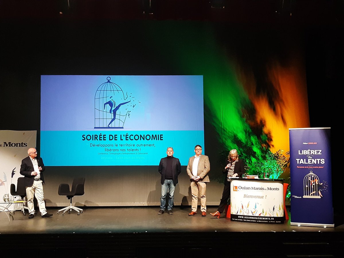 Soirée au <a href="/PaysDeMonts/">Océan-Marais-deMonts</a> sur le thème #liberonsnostalents <a href="/philbert44/">Corbrejaud Philbert</a>