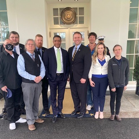 As a former @BLMFire wildland firefighter, I was honored to meet with @NFFE Wildland firefighters alongside @Richmond46 at the @WhiteHouse today. We are incredibly grateful for the dangerous work you do on the fireline. Stay safe out there.