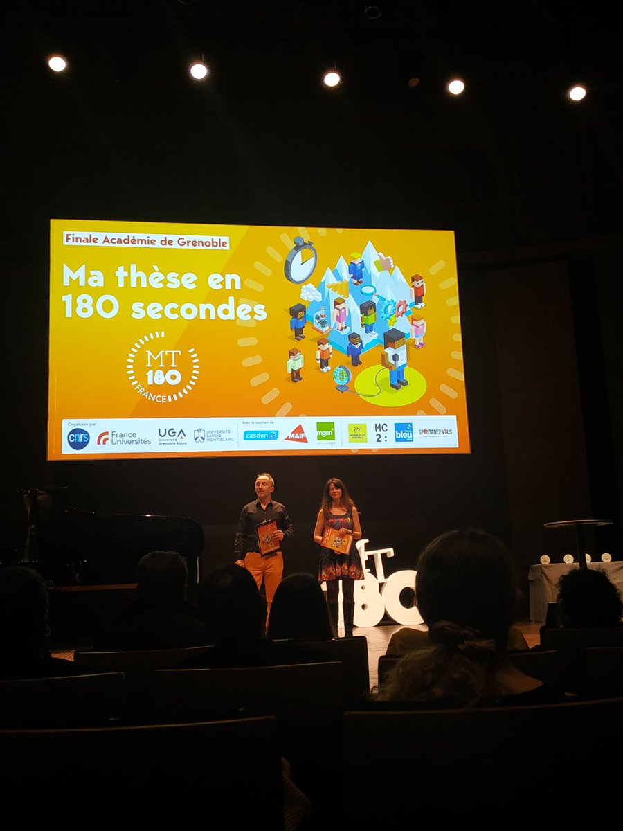 Très bien placée pour assister à la #finale de #MT180Gre 🧑‍🎓à la <a href="/MC2Grenoble/">MC2: Grenoble</a> !! 🤩
#MT180 #CSTgre