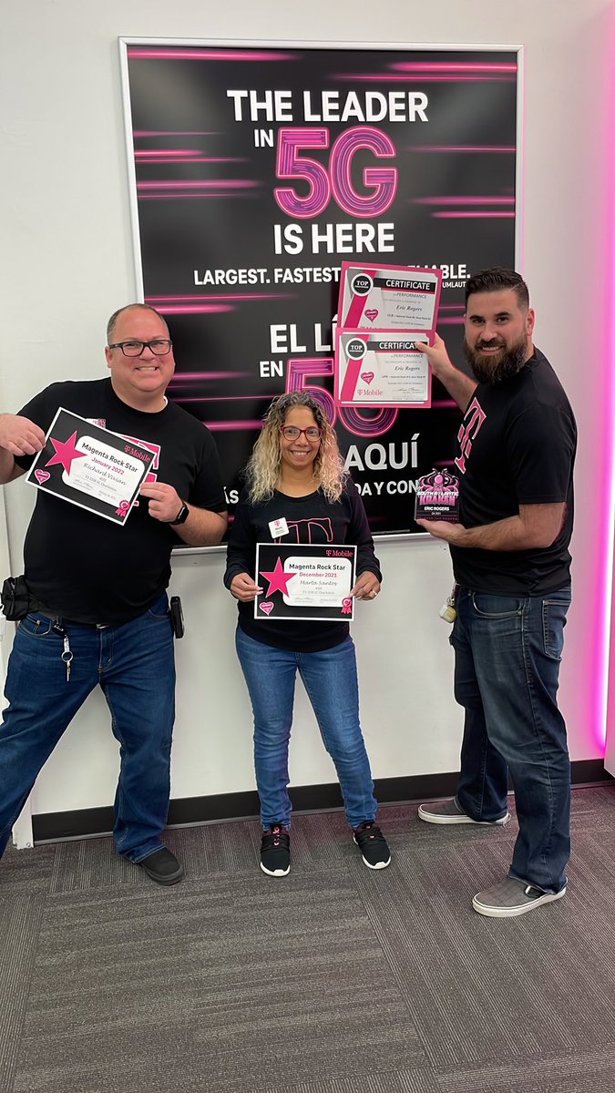 Congrats Magenta Rockstars <a href="/rdvivian01/">Richard V</a> <a href="/Jubilee313/">Marta</a> and Q4 Leader for Charleston <a href="/ERogers843/">Eric Rogers</a> <a href="/heatherb_777/">Heather Benfield</a>!!  You all are awesome!!