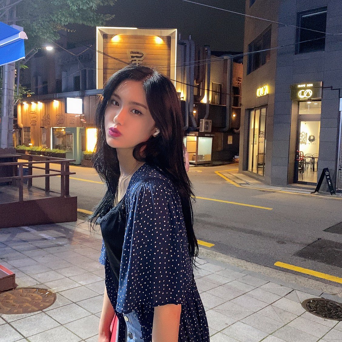 aisha_hourly's tweet photo. #에버글로우 #아샤 #EVERGLOW #AISHA https://t.co/NmECaNu6Jj