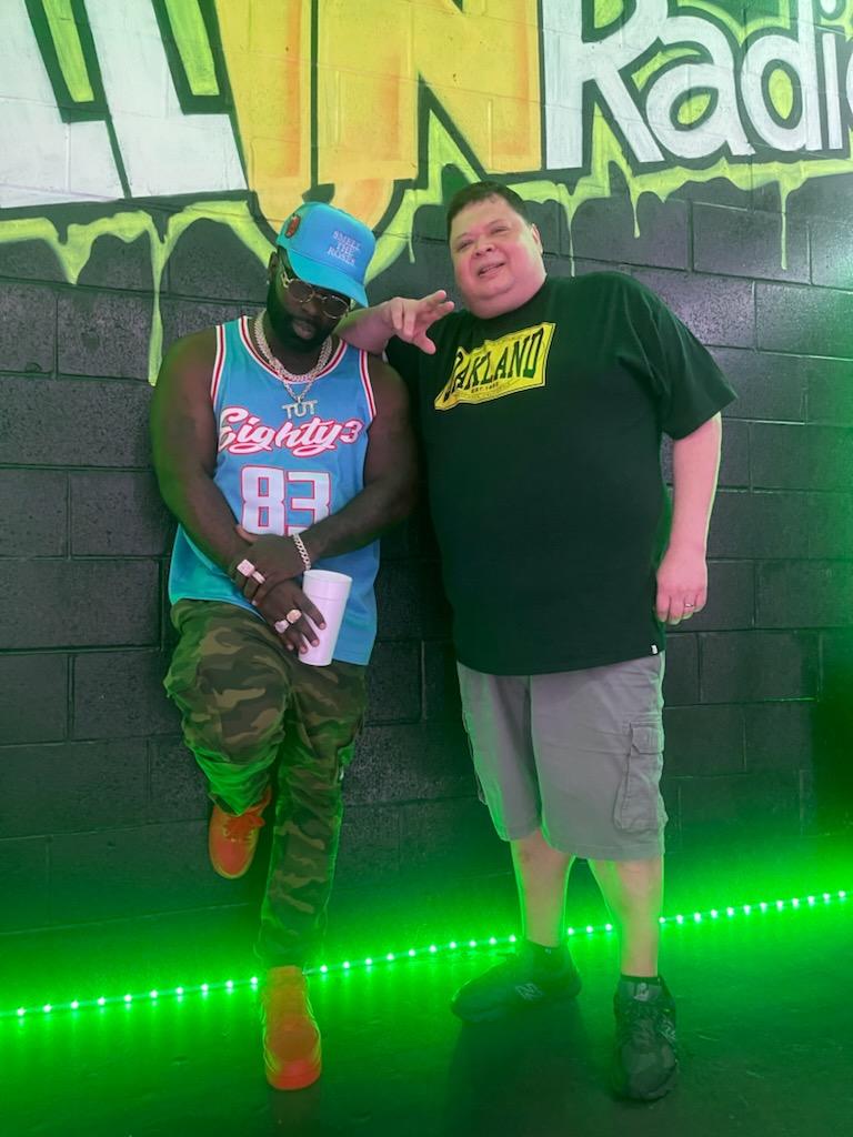 MoneyTut's tweet photo. #Last #Night interview with @DJMindMotion #good #vibes 🚀🚀🚀 #drrtymoney #mob Ⓜ️🅾️🅱️ @DJMindMotion 🚀🔥🔥🔥 https://t.co/3tP6WAVTn4