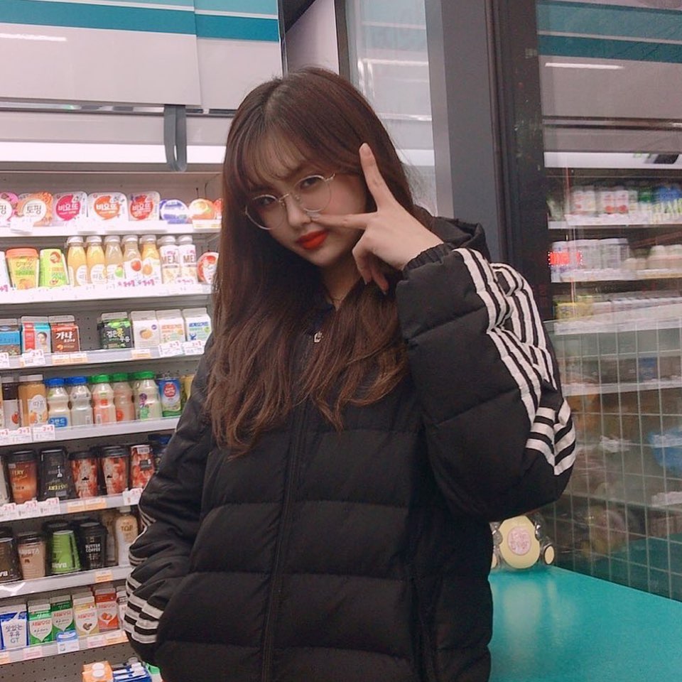 aisha_hourly's tweet photo. #에버글로우 #아샤 #EVERGLOW #AISHA https://t.co/QIivk2wZTi