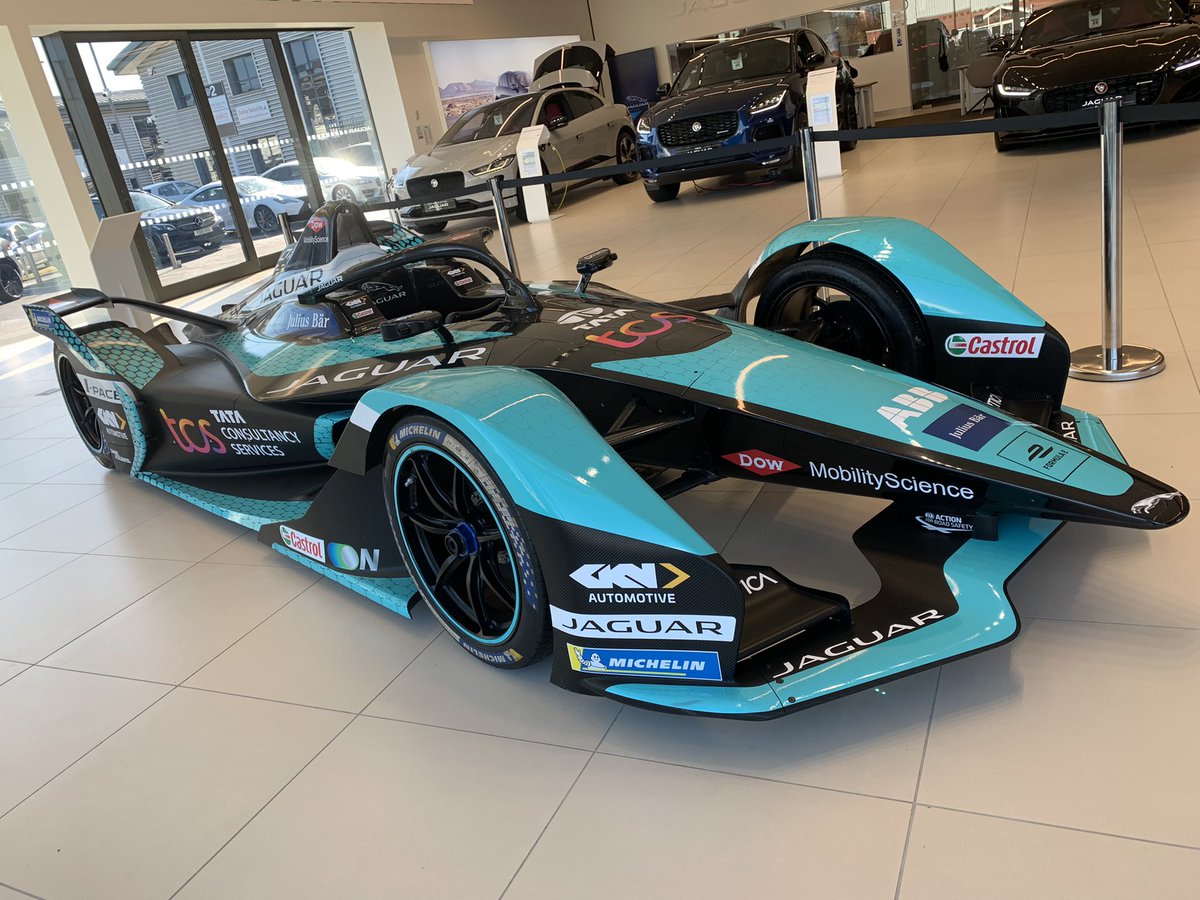 hhchamber's tweet photo. Excellent business breakfast event with #Hatfields #Jaguar in #Hull today with Chamber members looking at the benefits of running an electric car as a company vehicle - thanks to Craig and Vicki and great to see the Formula E car too @JaguarUKPR @wheelworldrevu @FIAFormulaE https://t.co/xN3AsnJKJD
