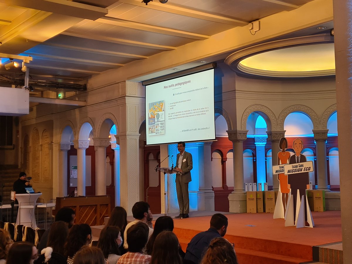 Nouvelles fiches métiers, BD, podcast… <a href="/BourratPhilippe/">Philippe</a> de <a href="/DuckerWorldwide/">Ducker</a>, fait le point sur tous les nouveaux supports pédagogiques dédiés aux métiers du #conseil réalisés par <a href="/ConseilSyntec/">Syntec Conseil</a> en collaboration avec l’ <a href="/OpcoAtlas/">Opco Atlas</a> et <a href="/ConceptdAvenirs/">Concepteurs d'Avenirs</a>. #LesRencontresduConseil