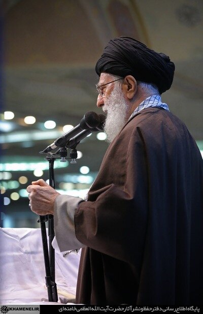 haj_haydar's tweet photo. پرچم از دست تو بر دستان مهدی(عج) می‌رسد
#ThePromisedSaviour https://t.co/uWwmd1DVWU