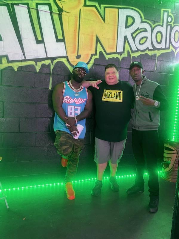 MoneyTut's tweet photo. #interview 🔥🔥🚀🚀🔥 @DJMindMotion @Allinradio https://t.co/VTmlfQhBmw
