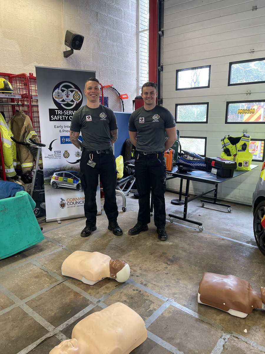 What a great two days <a href="/LiskeardCFRS/">Liskeard Community Fire Station</a> helping run the <a href="/GWRHelp/">GWR</a> Junior Life Skills event. Myself and Rich raised awareness of the Tri-Service role and ran through how to perform CPR in an emergency. 🚓🚒🚑 <a href="/CallingtonTSSO/">Callington Tri-Service Safety Officer Ella Henwood</a> even payed us a visit and helped out on day two. #Triservice