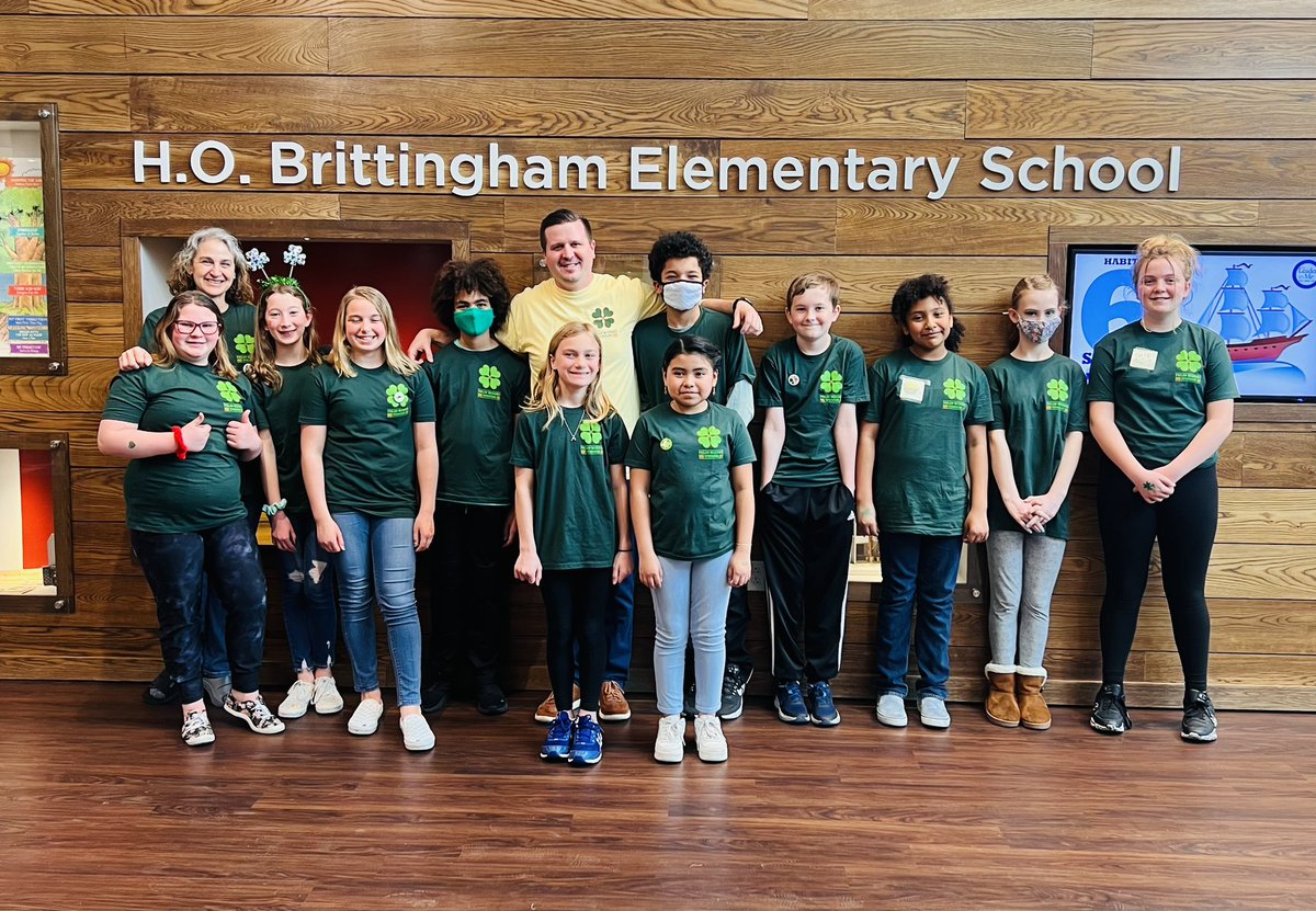 MrKBentley's tweet photo. Our student leadership team is rocking the #Phelanlucky gear today #ForElle! #CapeProud #HOBProud #CHSD @PhelanLucky2213 @JennyNaumanCape https://t.co/5LBmkQJMRV